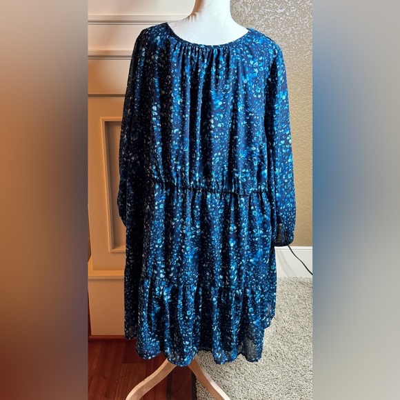 Terra & Sky Women's Plus Size Long Sleeve Mini Peasant Dress - Picture 8 of 14